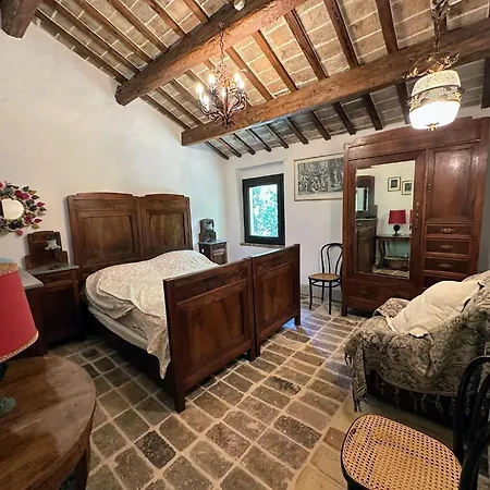 Peaceful Country Retreat Near *
